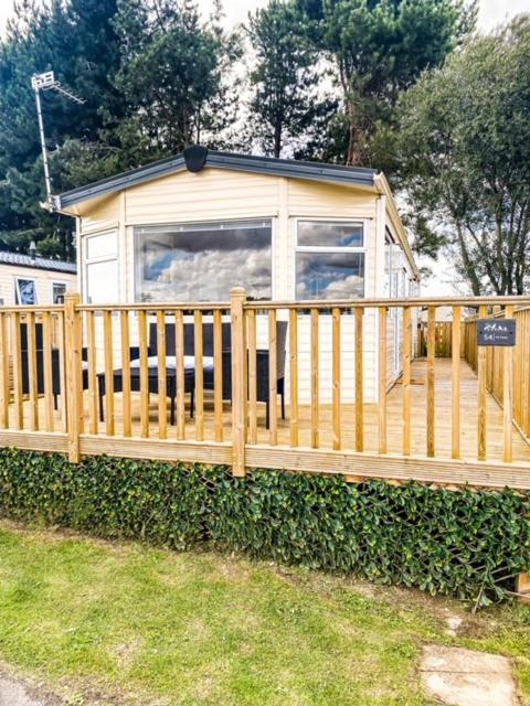 הוילה Crowle  The Hygge Retreat At 7 Lakes Country Park, Lincolnshire מראה חיצוני תמונה