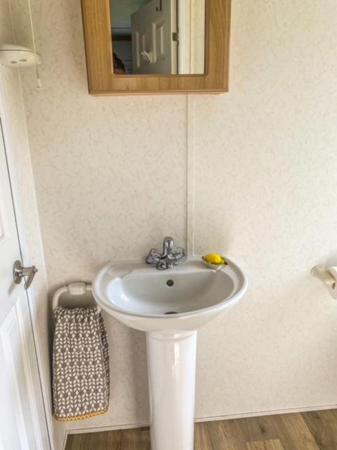 הוילה Crowle  The Hygge Retreat At 7 Lakes Country Park, Lincolnshire מראה חיצוני תמונה
